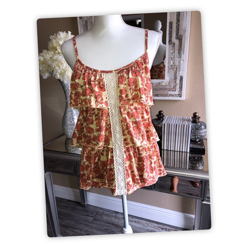 Love Change sleeveless top